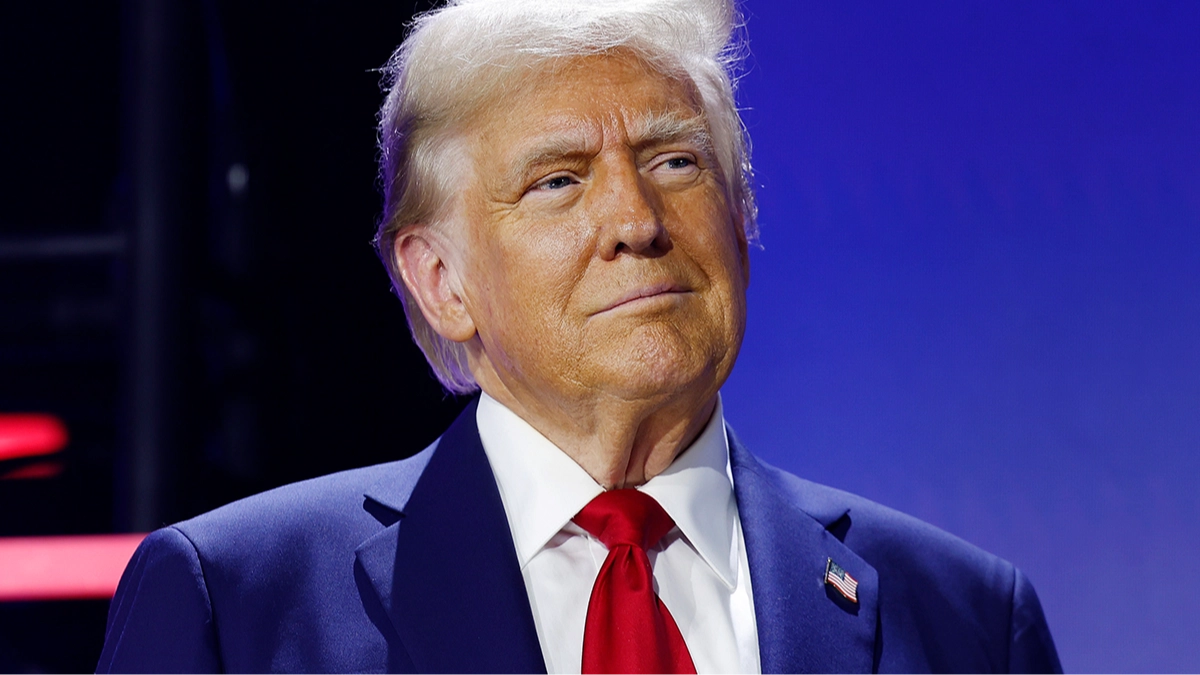 What will happen if the US government shuts down as Donald Trump issues serious warning