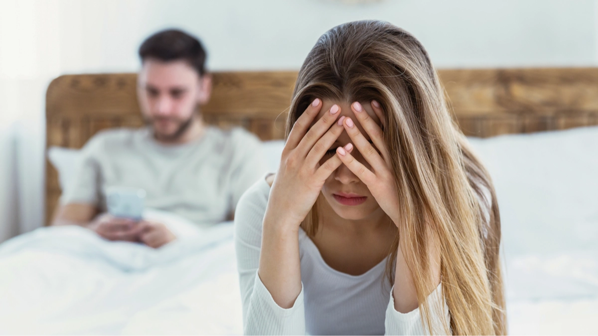 Dating expert reveals subtle signs your partner might break up with you in the new year