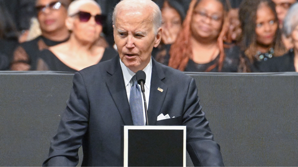 Biden makes bizarre swipe at crowd during tribute at Jesse Jackson’s funeral