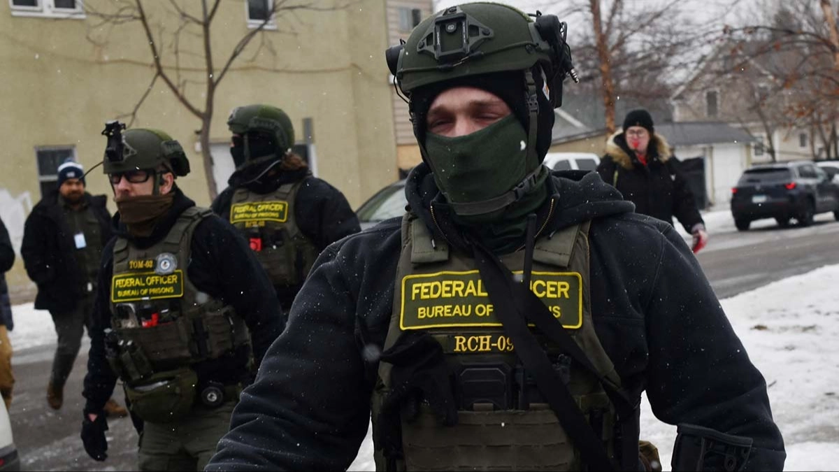 ICE agents ate at Mexican restaurant in small town then returned hours later to arrest employees