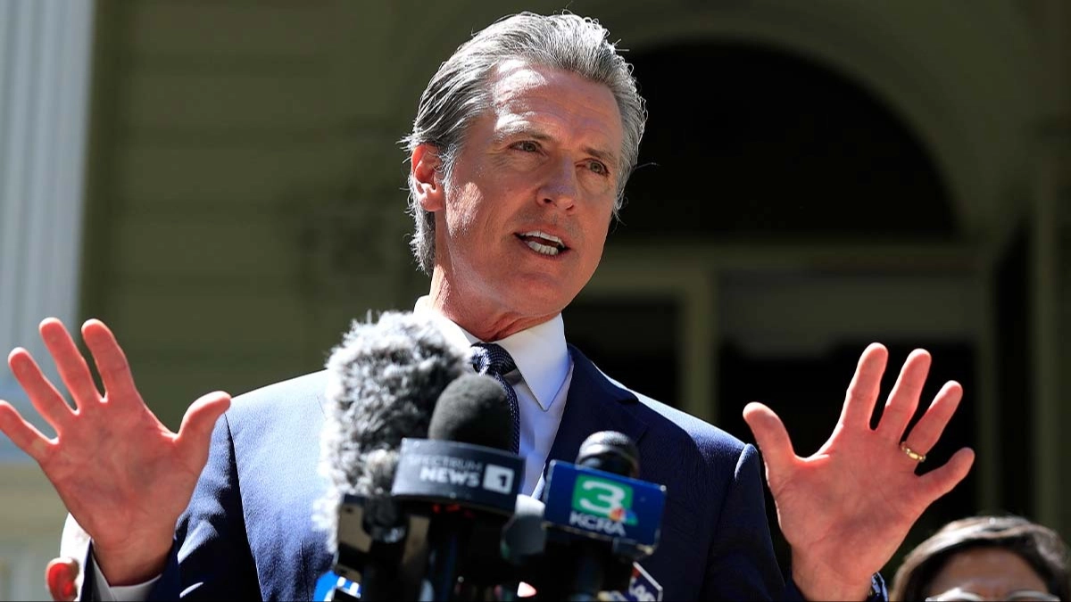 Gavin Newsom sends savage threat to Trump that he will 'redraw maps in California'