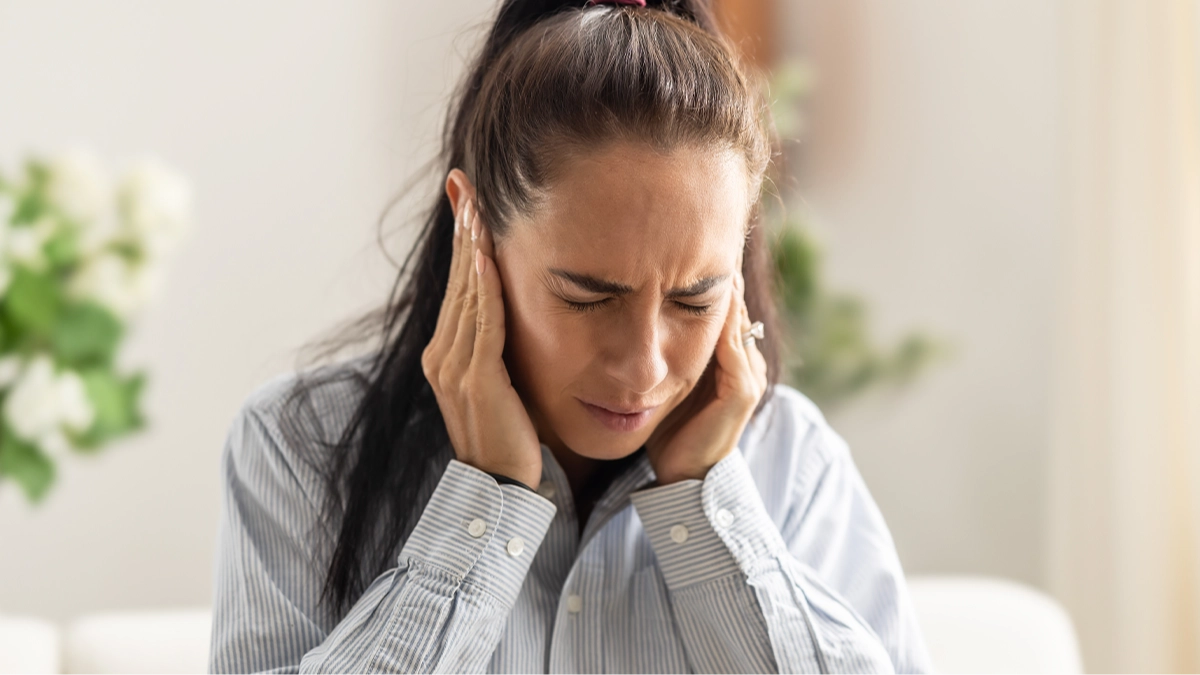 Doctor explains why hearing a ‘heartbeat’ in your ears could indicate a serious issue about your health