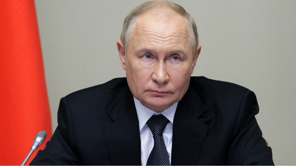 Mysterious 'Doomsday Radio' in Russia sends first message in months amid WW3 fears