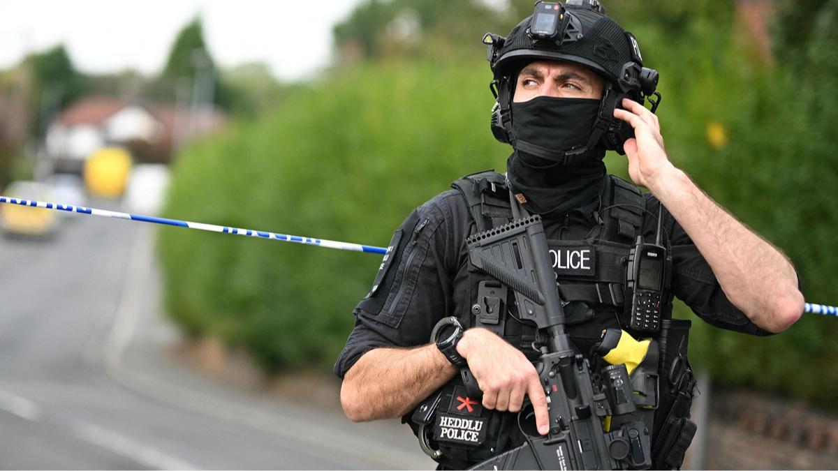 Suspected terror attack leaves two people dead and multiple injured after car ploughs through UK synagogue crowd