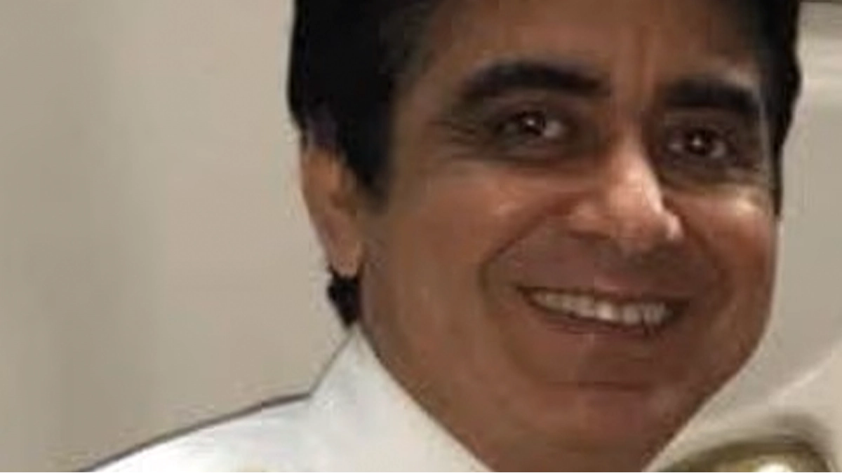 Chilling plea pilot of Air India plane gave security guard before crash killing 260