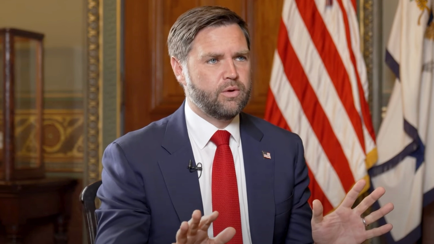 People seriously concerned at JD Vance’s ‘strange’ response as he gives update on Trump’s health