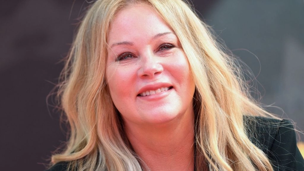 Reason why MS can be easily mistaken after Christina Applegate reveals she was misdiagnosed