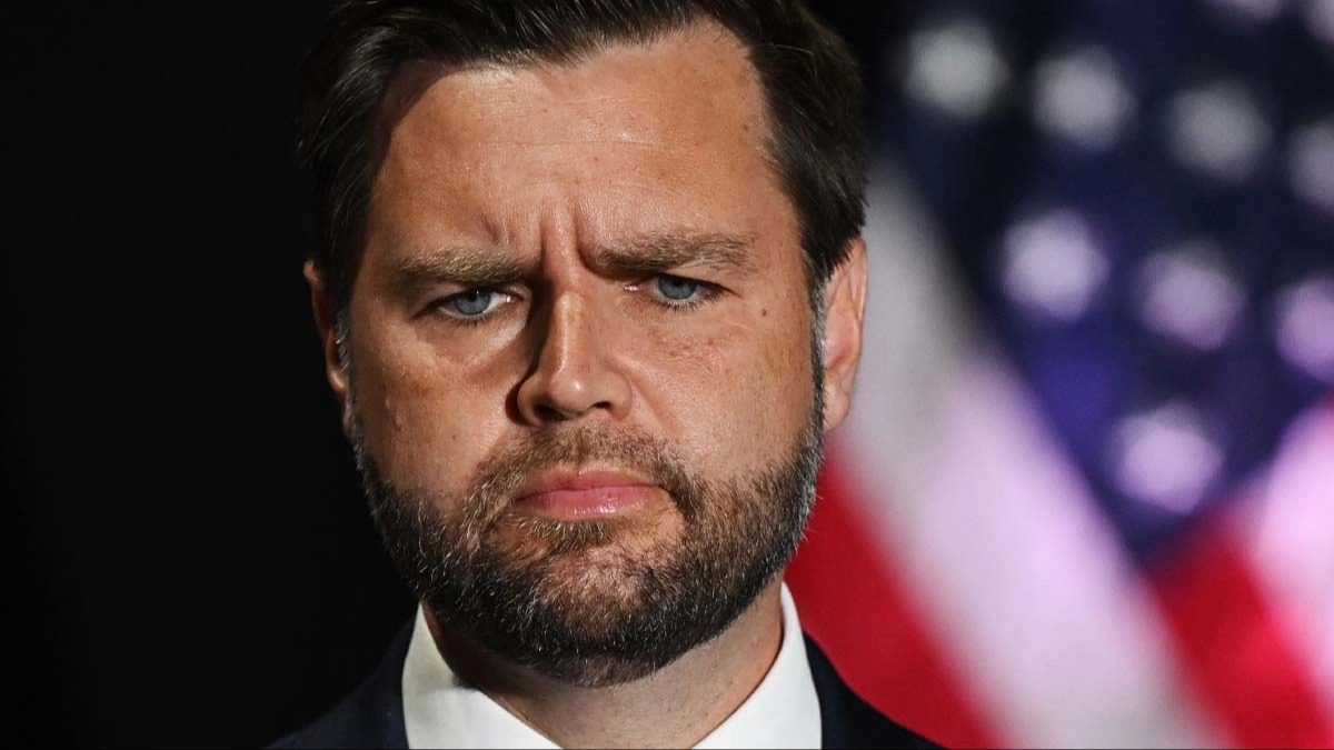 Secret Service agent caught sharing 'sensitive details' about JD Vance on fake date sparking major agency shake up