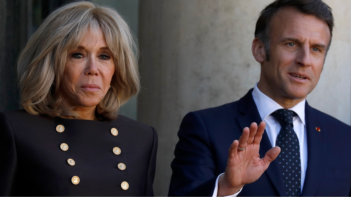 People are just realizing how French president Macron and his wife first met amid viral 'slap' incident