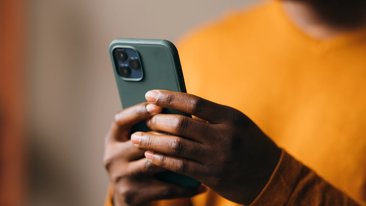 Urgent warning issued for people to turn off their phone's Face ID for terrifying reason
