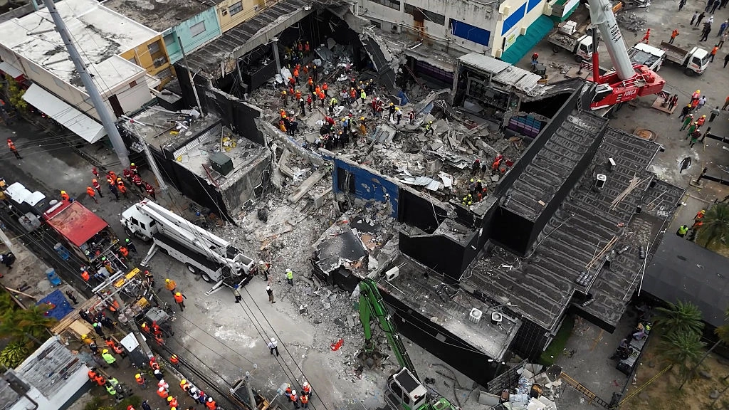 Daughter of man missing after nightclub roof collapsed reveals last-minute decision that could have saved her mom's life