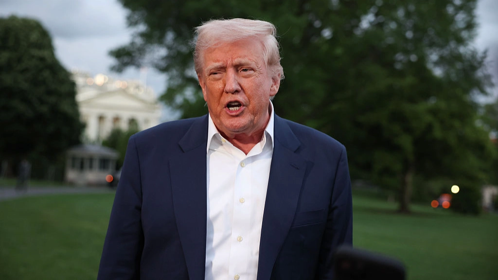 Donald Trump threatens Putin with ‘further sanctions’ as he demands ceasefire in Ukraine