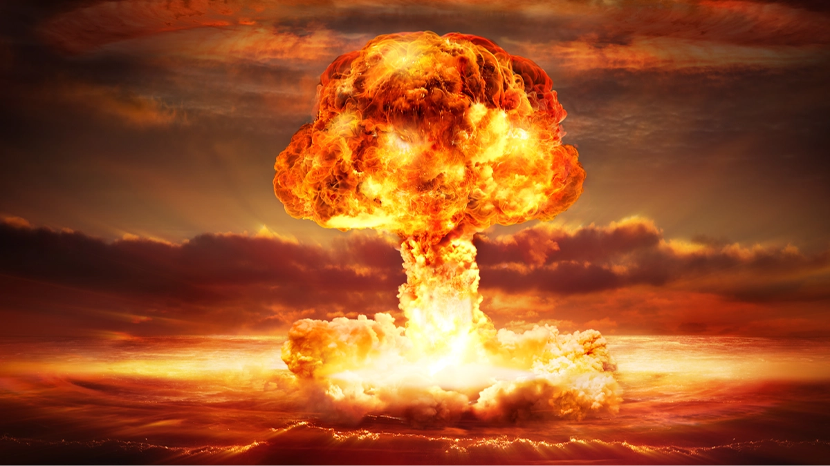 Expert reveals 5 steps to survive a nuclear blast amid WW3 fears