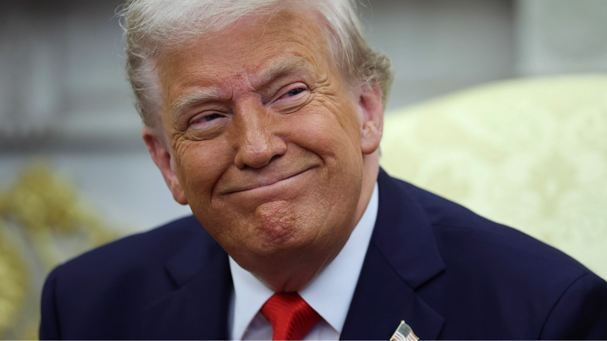 Former White House strategist claims Trump will be president for third term and says there's 6 ways it could happen