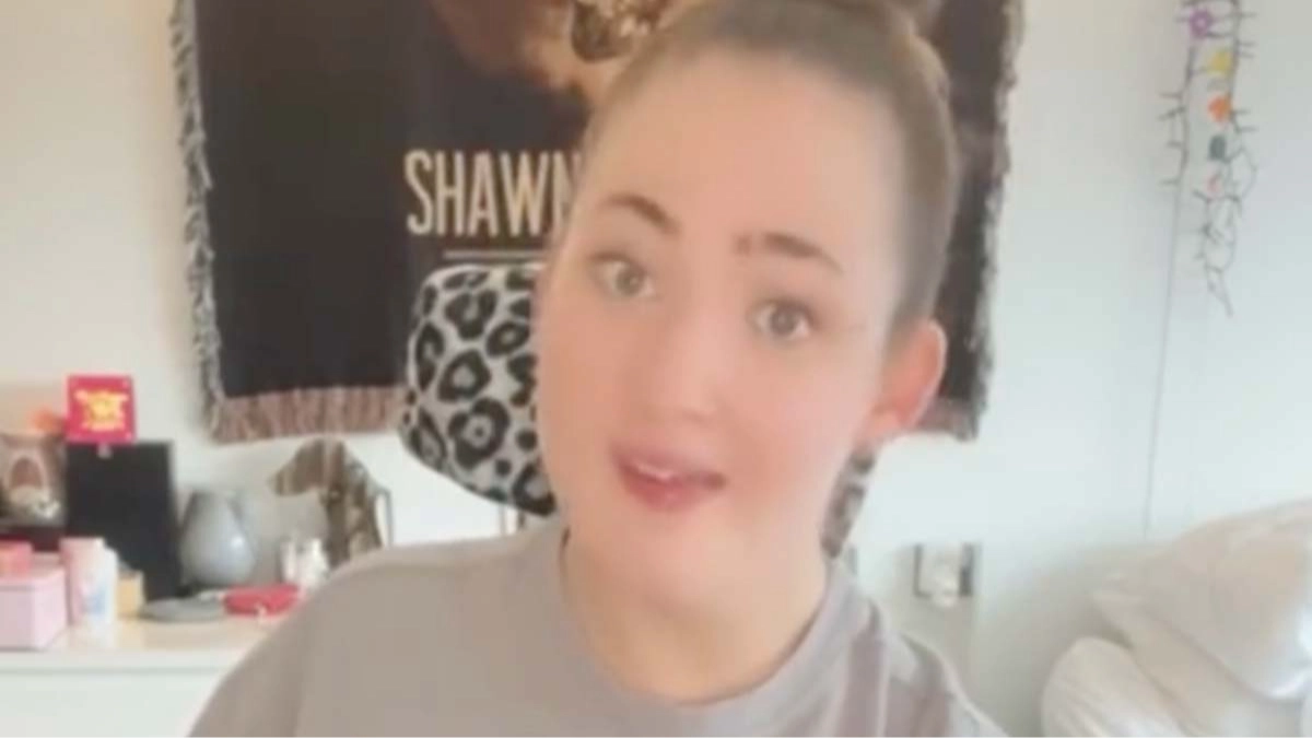 Woman shared urgent message to people after someone faked her death on social media