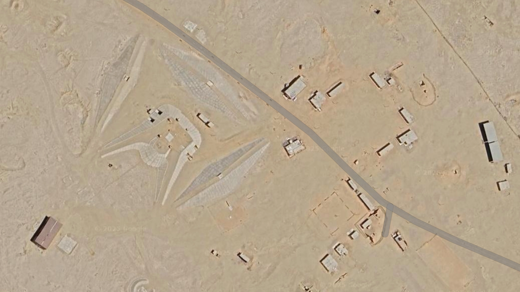 Mysterious structure spotted near Egypt's pyramids on Google Maps sparks bizarre theories