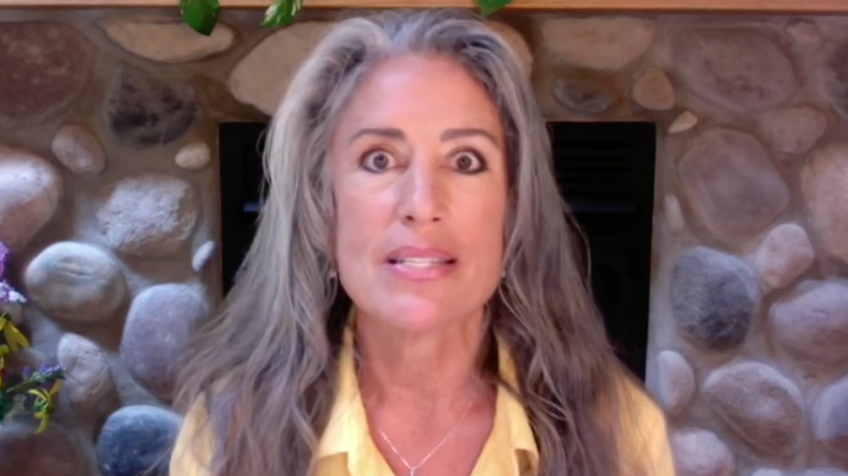 Woman who nearly died after truck crash recalls meeting God and his life-changing warning