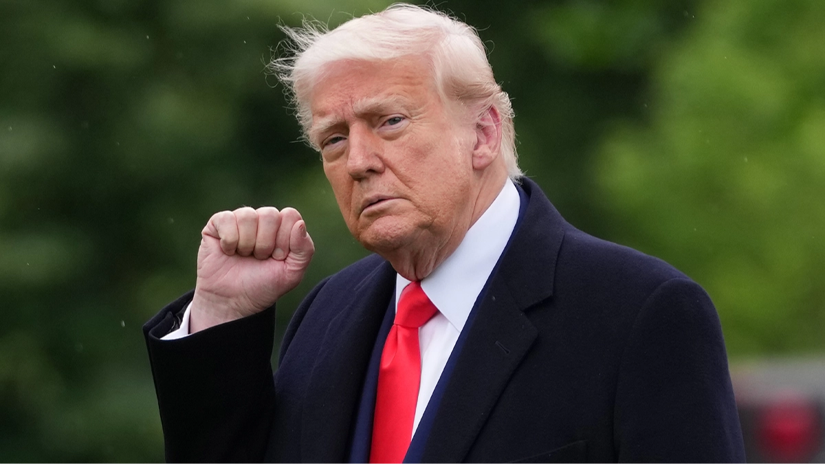 Everyone is pointing out major issue as Trump deploys 2000 National Guard troops to disperse protests