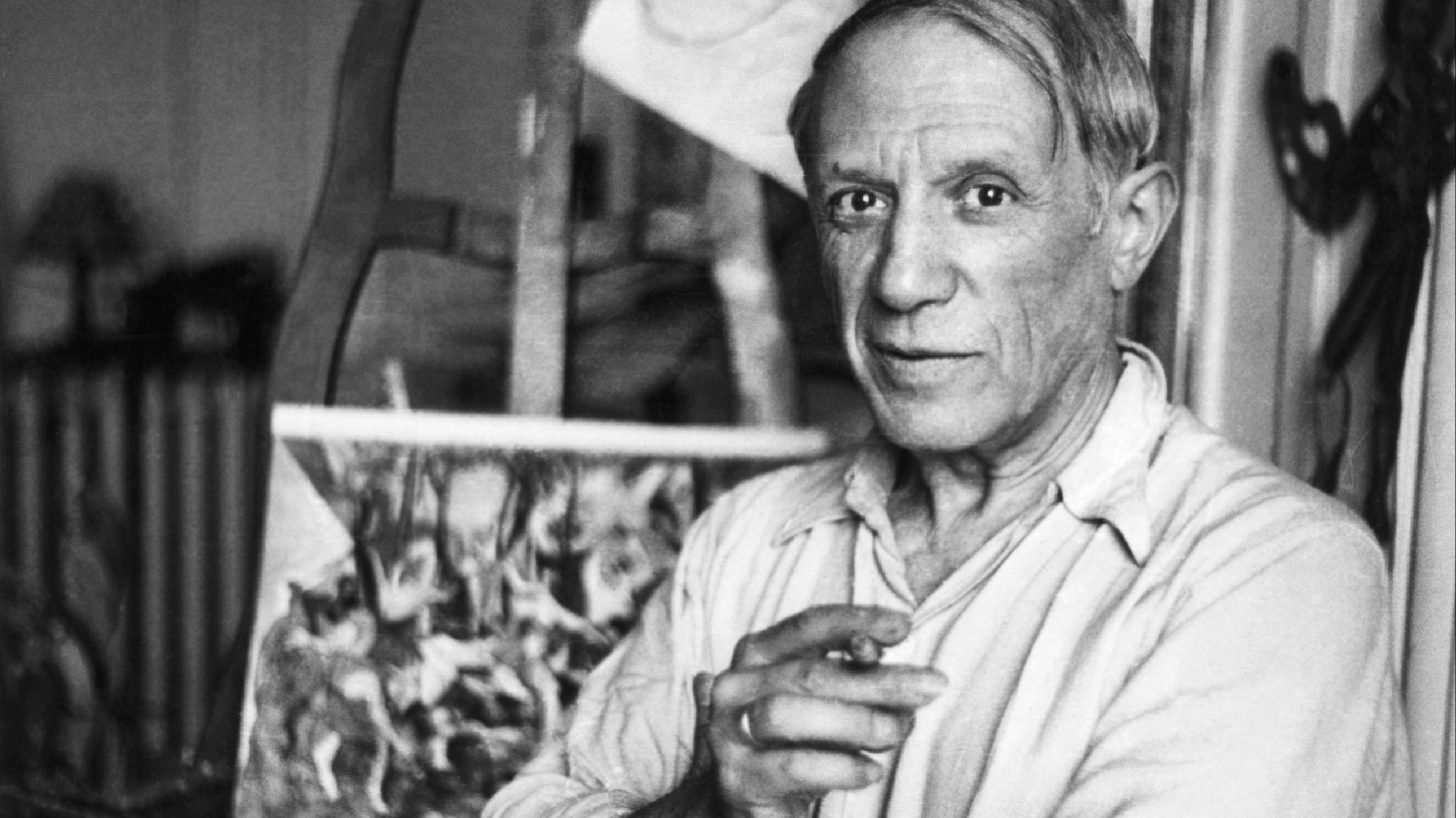 Picasso painting worth $650,000 mysteriously vanishes days before Louvre jewelry heist
