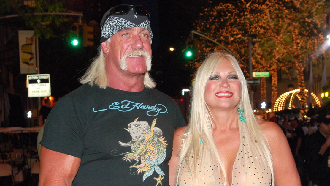 Hulk Hogan's ex-wife Linda breaks down in tears as she makes major accusations about him and their marriage