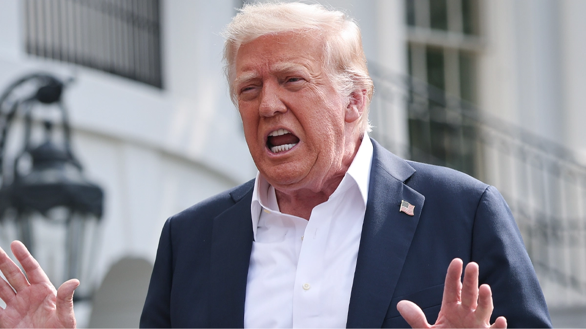 Trump makes surprising demand on Epstein files after alleged birthday letter he sent sex offender revealed