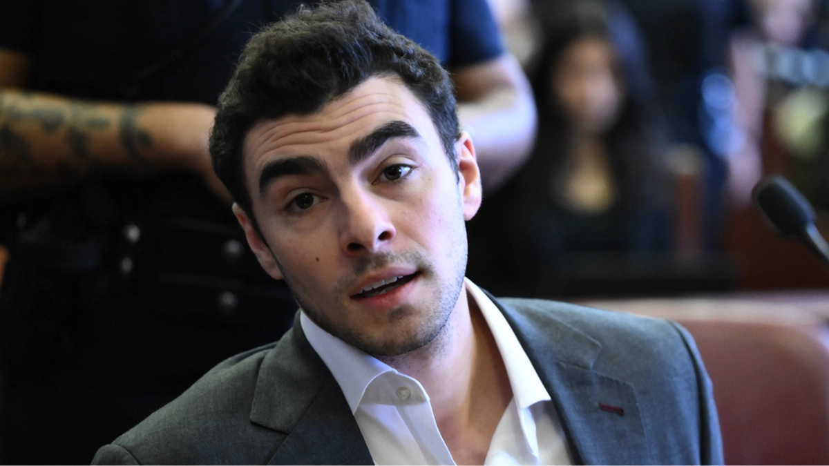 911 call that led to Luigi Mangione’s arrest released following UnitedHealthcare CEO killing