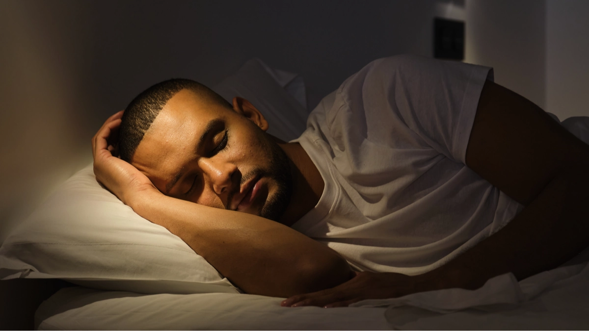 Neuroscientist reveals simple trick to fall back asleep in 5 minutes that anyone can do