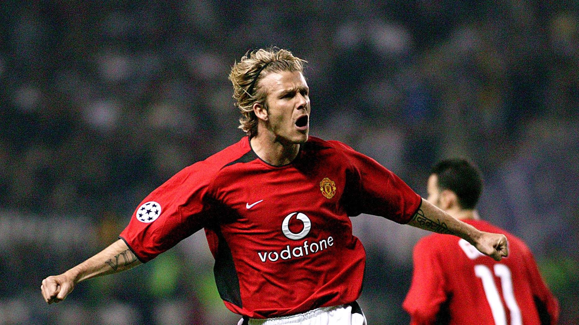 David Beckham's former teammate accuses him of being 'obsessive' in bombshell post amid family feud