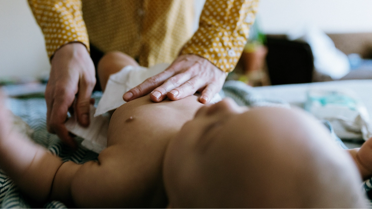 Scientists reveal why parents should ask their babies for consent to change their diapers