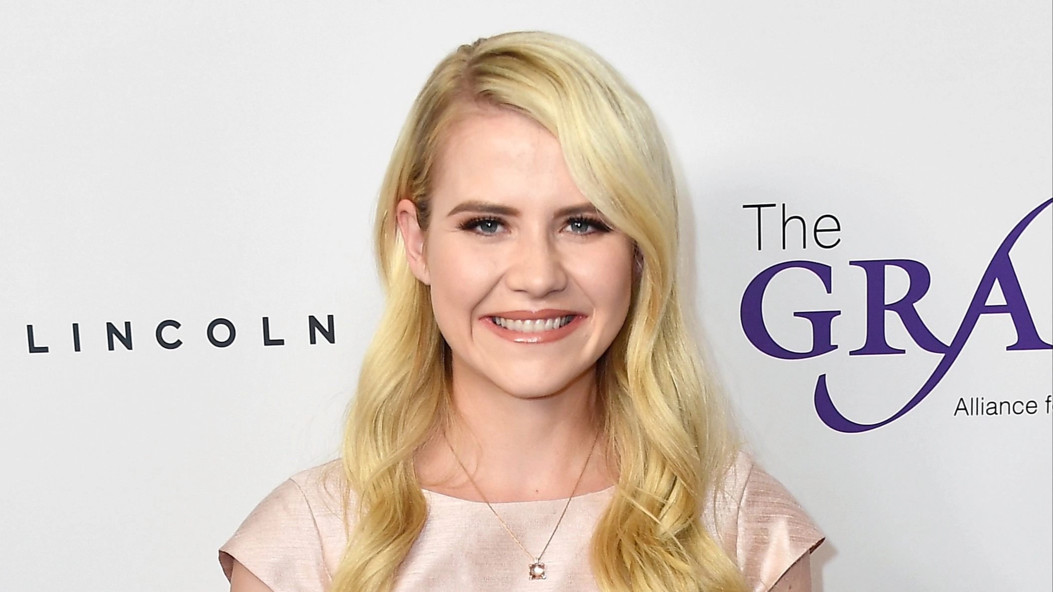Elizabeth Smart shares one piece of advice that transformed her bodybuilding journey