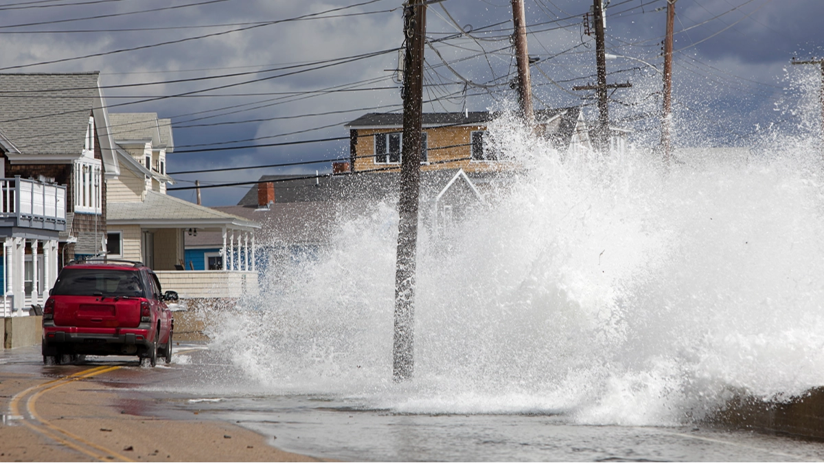 Every area on tsunami alert as sixth-strongest earthquake hits the planet