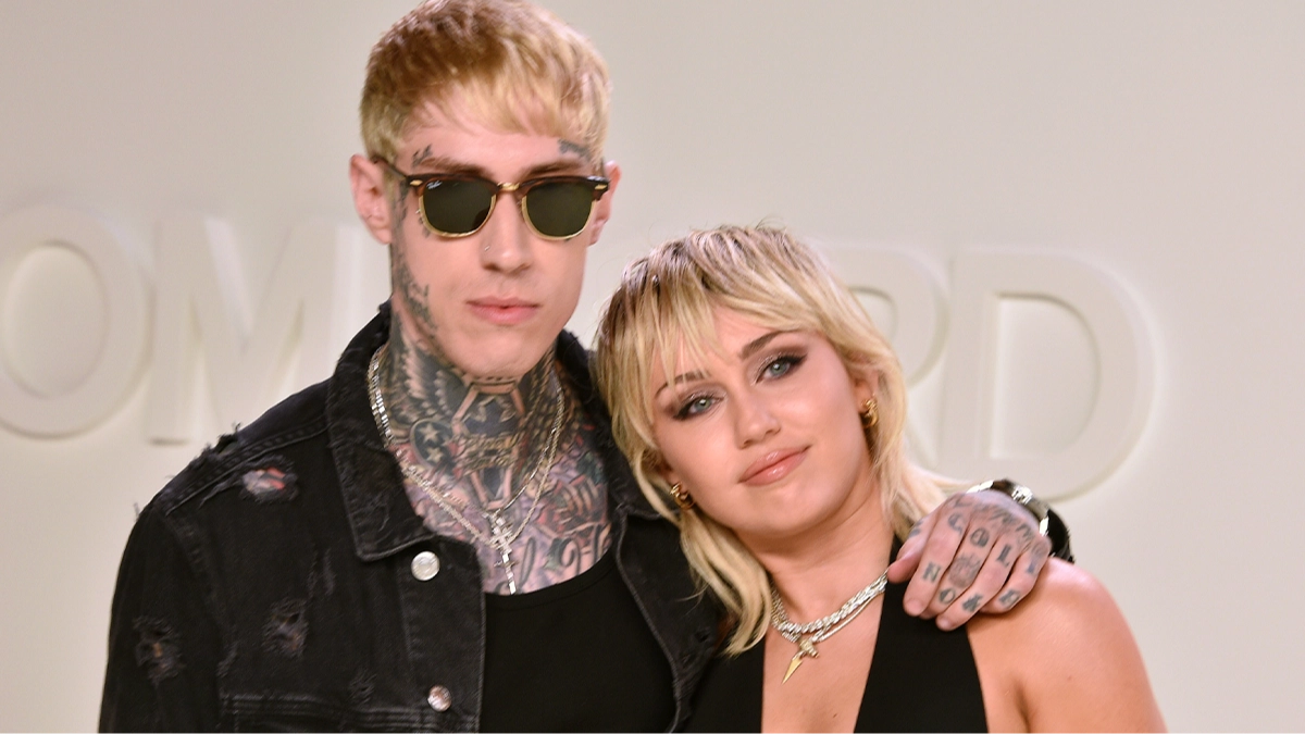 Miley Cyrus' brother shares scathing post about dad Billy Ray explaining why he is 'fame hungry' and 'pathetic'