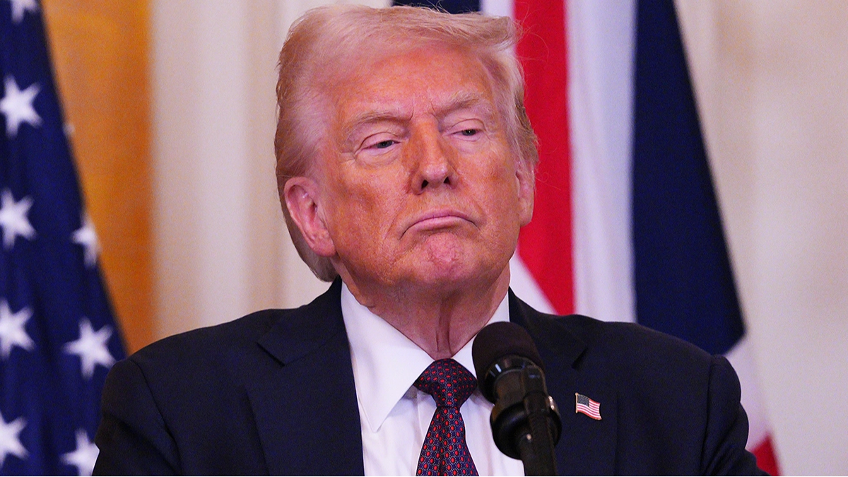 Trump gives worrying nine-word response when asked if he trusts Putin