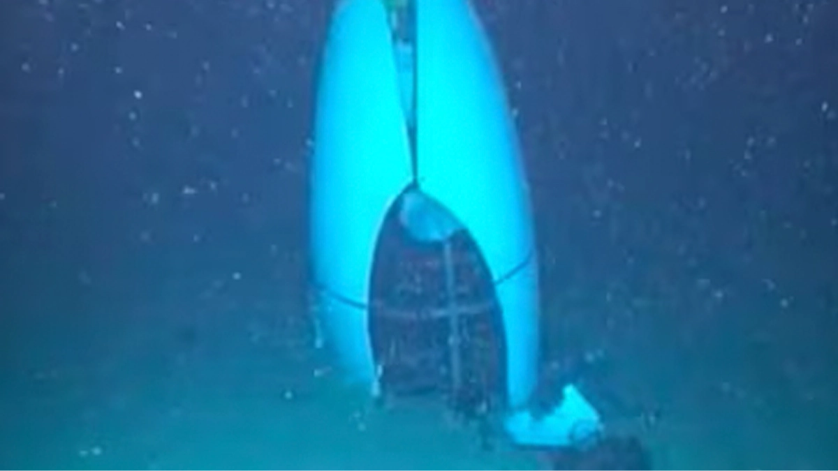 Surprising item which survived OceanGate submersible tragedy as footage captures sound of implosion