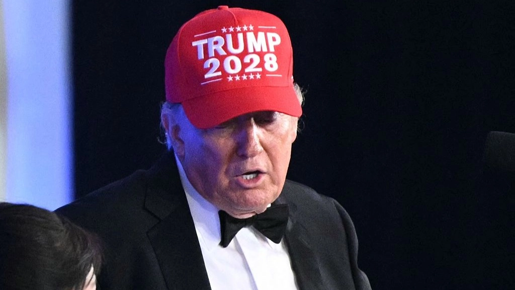 Trump's former lawyer weighs in on whether he'll pursue a third term despite it not being allowed