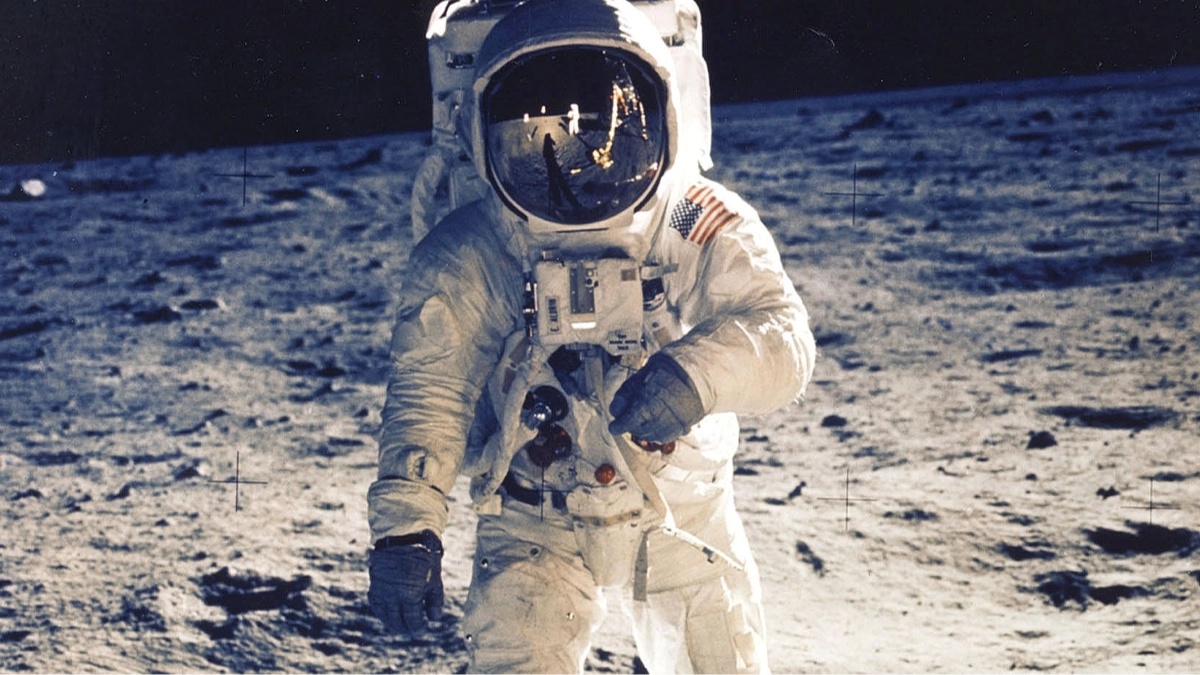 Bizarre music heard by astronauts on far side of the moon that left them terrified after NASA warning