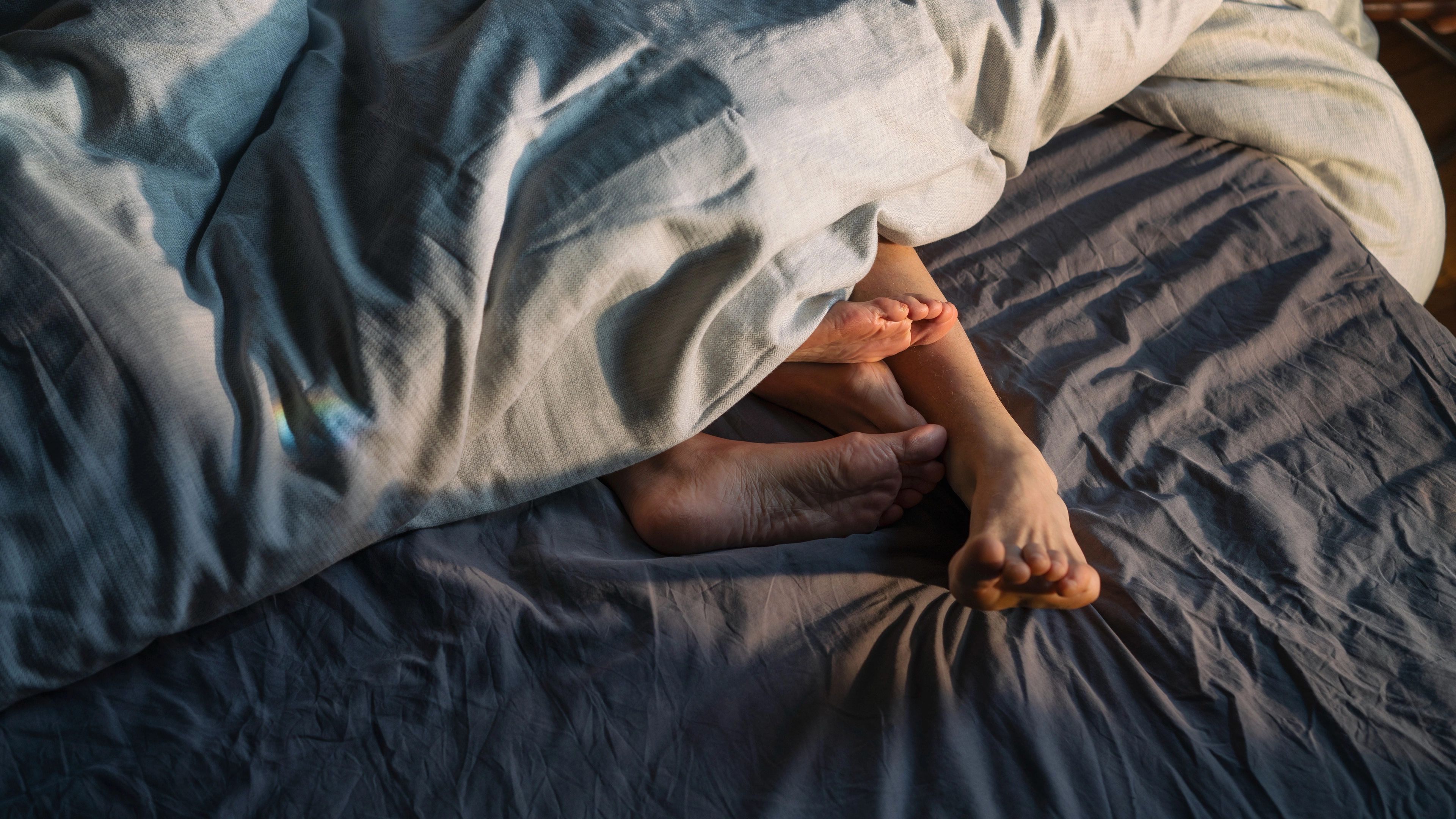Study reveals how long the average man lasts in bed depending on age