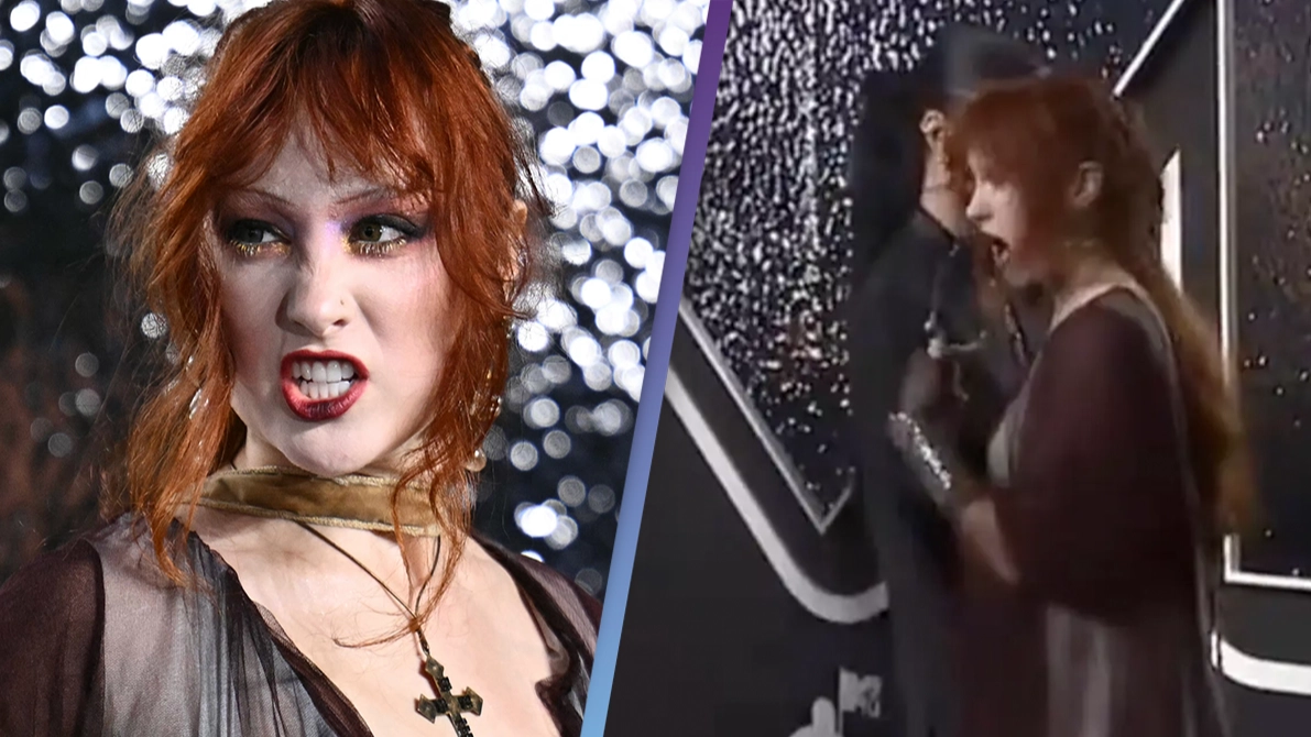 Chappell Roan hits back at photographer after being told to ‘shut the f**k up' on VMAs red carpet