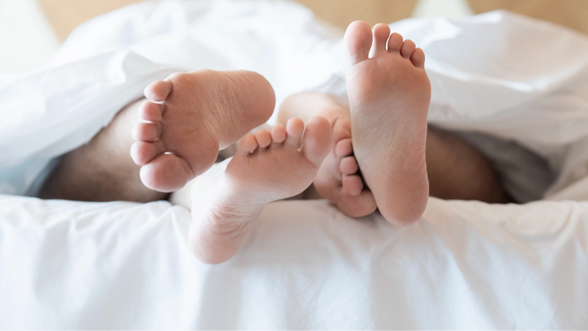 Expert reveals the worst time of day to have sex and the answer might surprise you