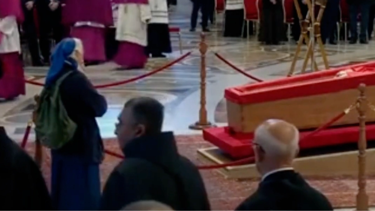 Reason crying nun was allowed to break protocol at Pope Francis' funeral