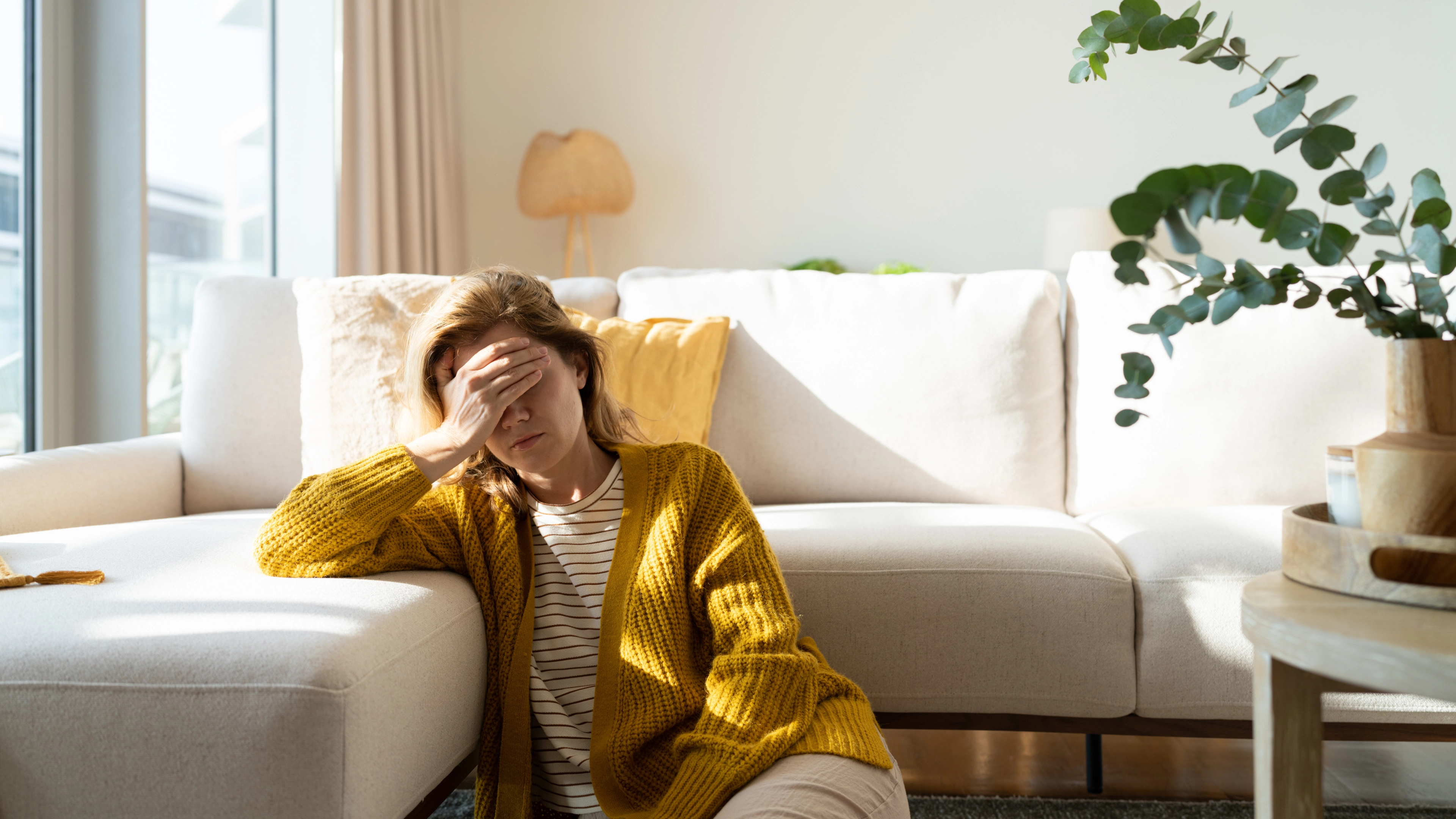 Seven hidden signs of mental health condition that can lead to total burnout