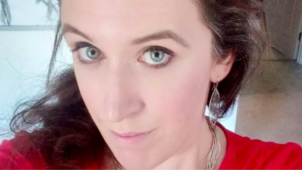 Sugar baby who earns staggering amount per month explains strict rules men have to follow