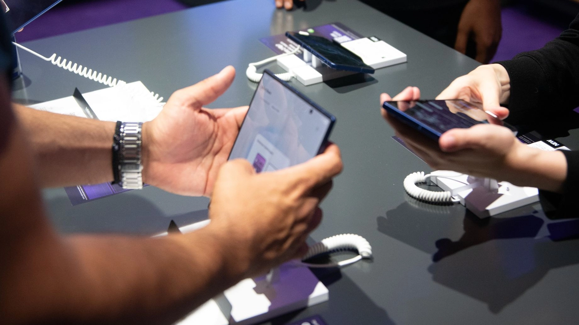Samsung users urged to hand in old devices before Christmas for shocking reason