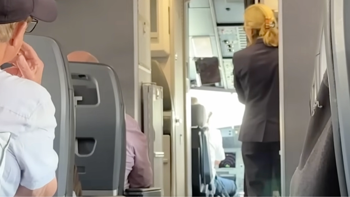 Pilot praised for honest message to passengers after he refused to fly plane despite it being deemed safe