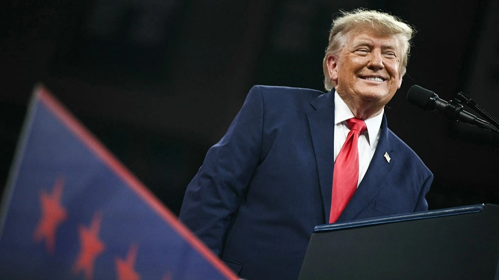 Trump makes eyebrow-raising joke about his promised $5,000 payments to Americans