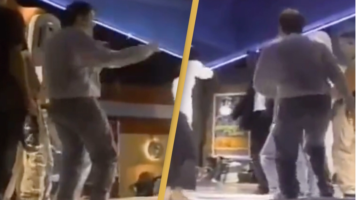 Quentin Tarantino's awkward dancing while directing Pulp Fiction has fans creasing