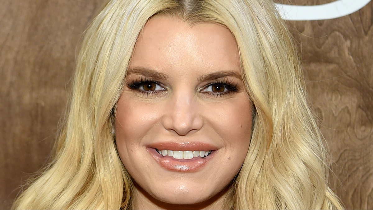 Jessica Simpson defends drinking snake sperm and explains why she does it