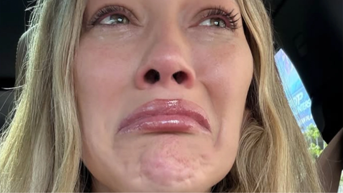 Hilary Duff slammed by fans for 'sobbing' after spilling coffee on her Balenciaga bag