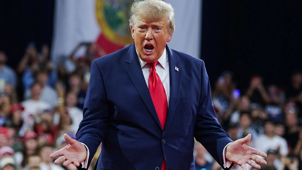 Trump launches 1,300 word 'meltdown' at 'total loser' Bill Maher just days after welcoming him to the White House
