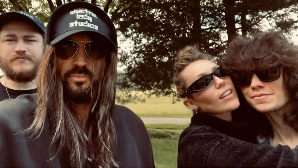 Miley Cyrus speaks out on rumored feud with dad Billy Ray after they're pictured together for first time in years